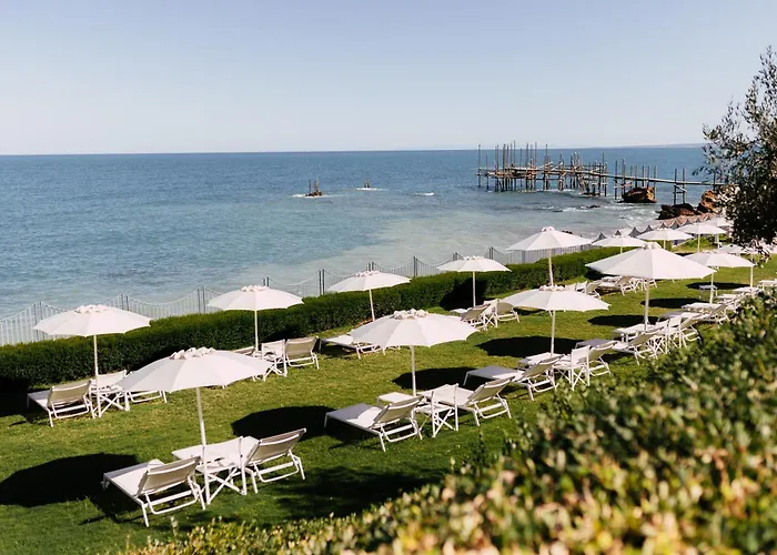 Baia Delphis Resort