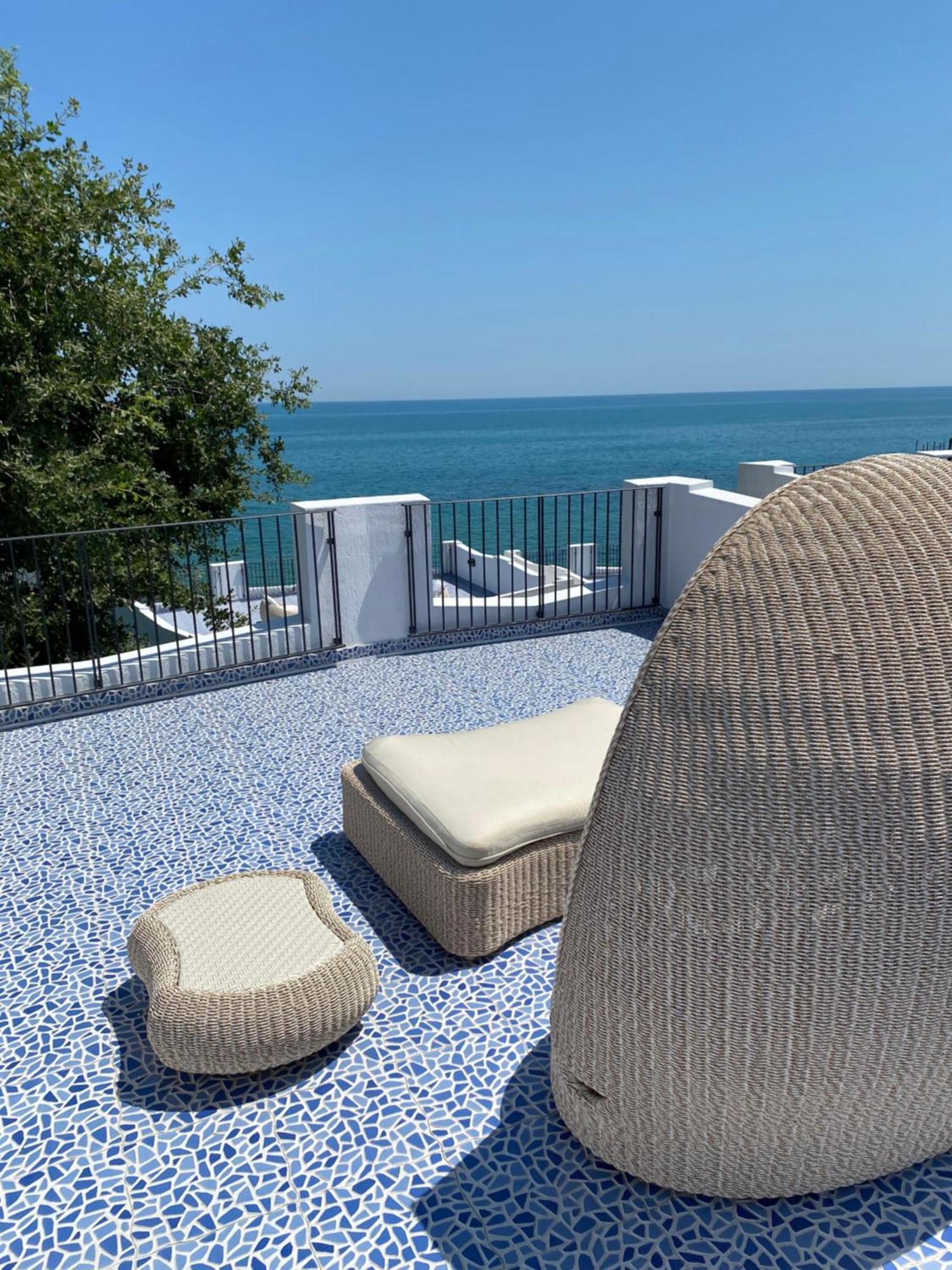 Hotel Baia Delphis 4*