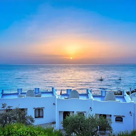 Baia Delphis Resort Vasto Exterior photo
