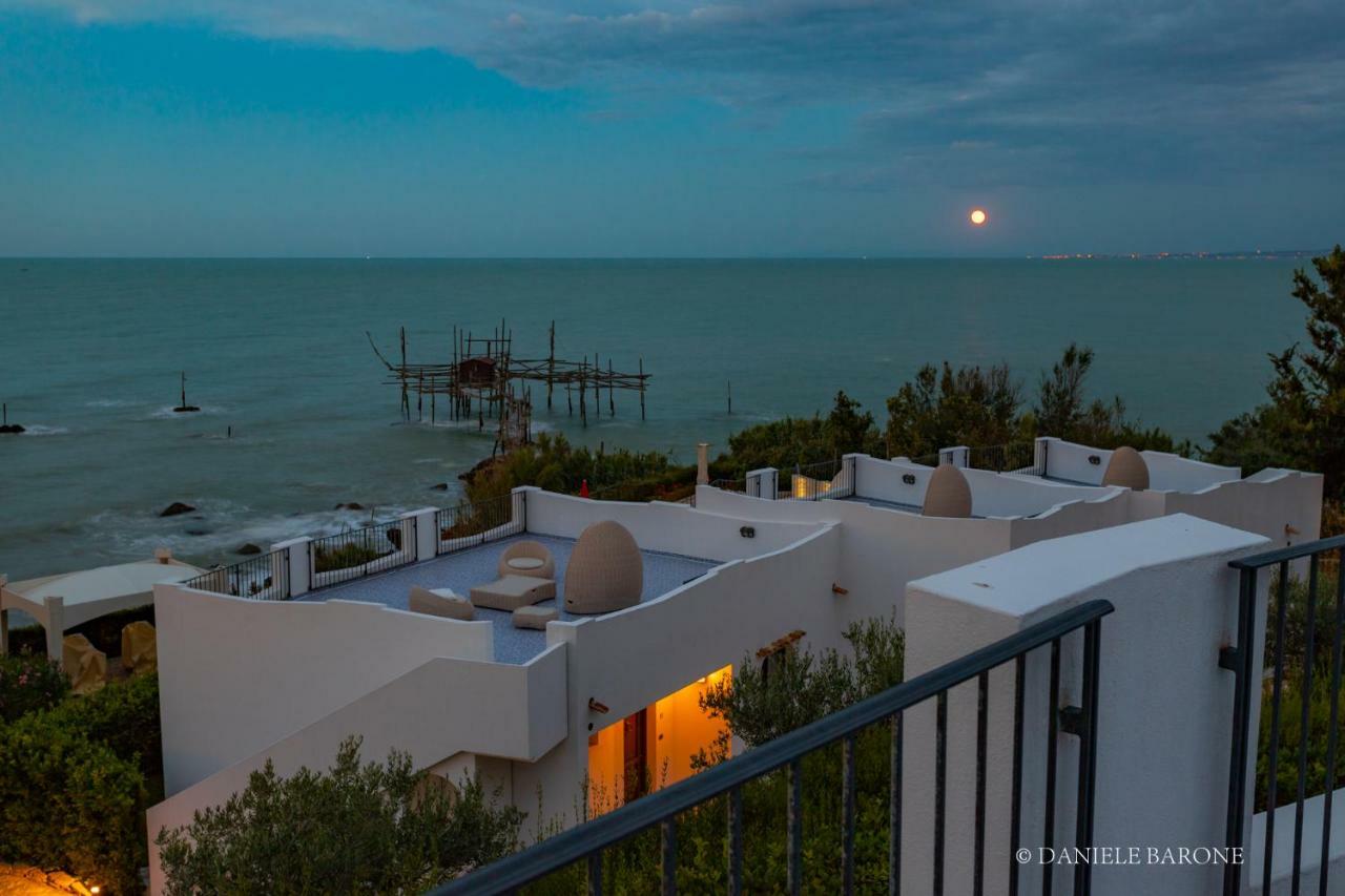 Baia Delphis Hotel 4*